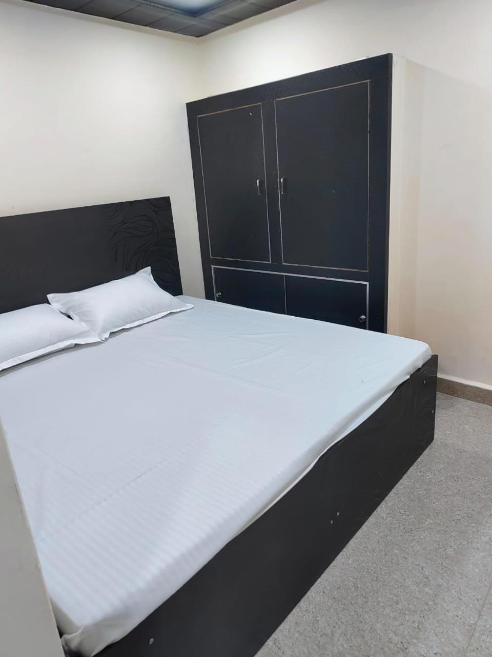 Hotel Crystal Dreams ماثورا المظهر الخارجي الصورة